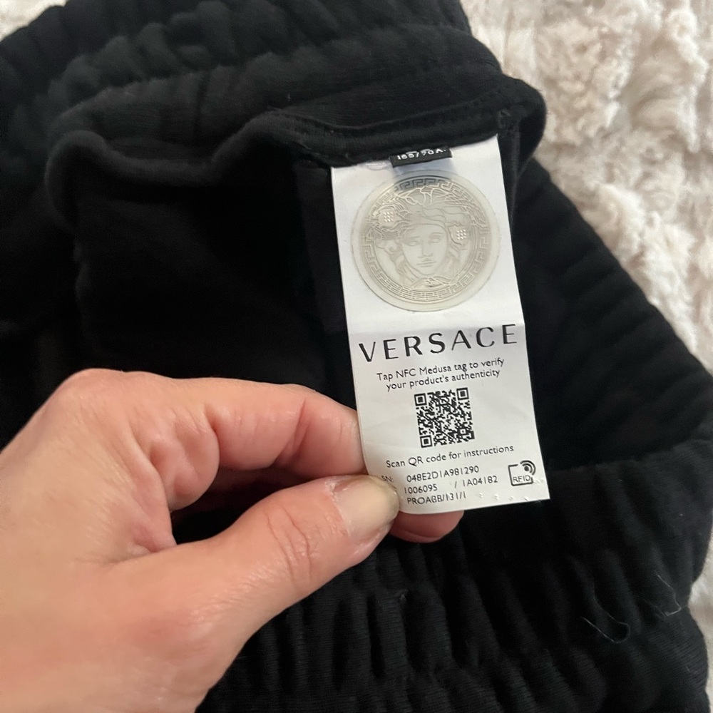 Versace La Medusa joggers - Picture 6 of 6
